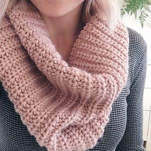 Gap Knit Infinity Scarf - soft rose